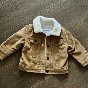 Corduroy and Sherpa baby jacket. Size 6-12M
